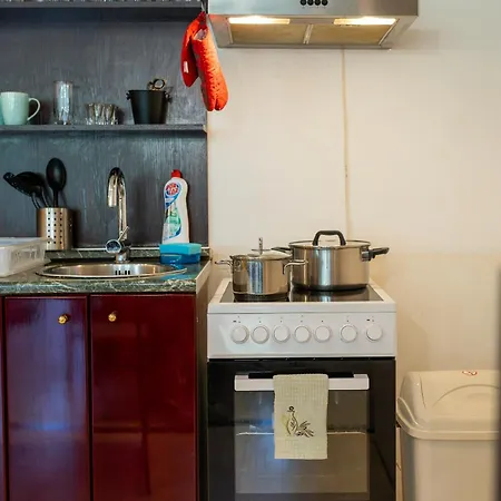 Megy's 3 Bedroom Near Ndk