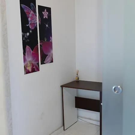 Megy's 3 Bedroom Near Ndk Sofia