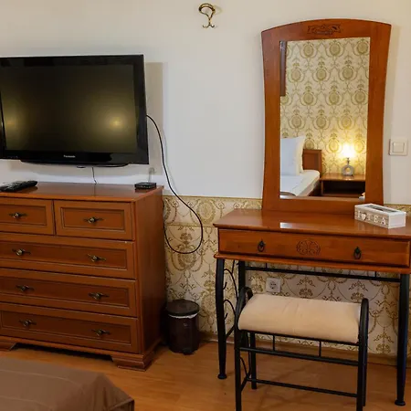 Appartamento Megy's 3 Bedroom Near Ndk Sofia