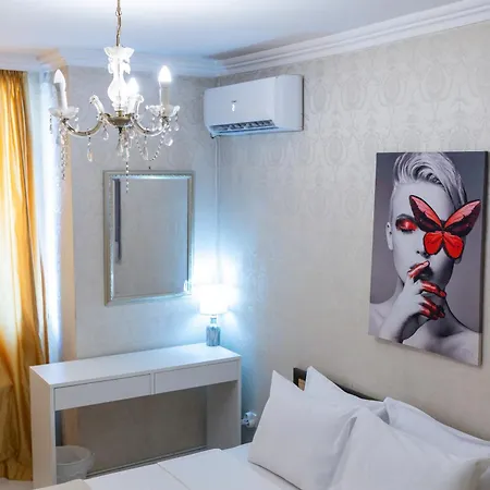 Megy's 3 Bedroom Near Ndk アパート *