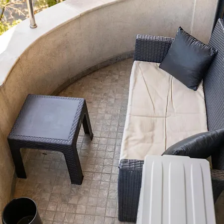 Megy's 3 Bedroom Near Ndk *